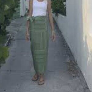 Julia Armory Green Pareo One Size New with Tag Print Sarong Wrap